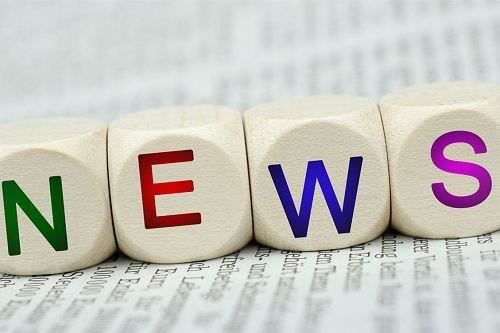 Þríhyrningslaga skurður er góður hjálpari til að grafa litlar plöntur utandyra